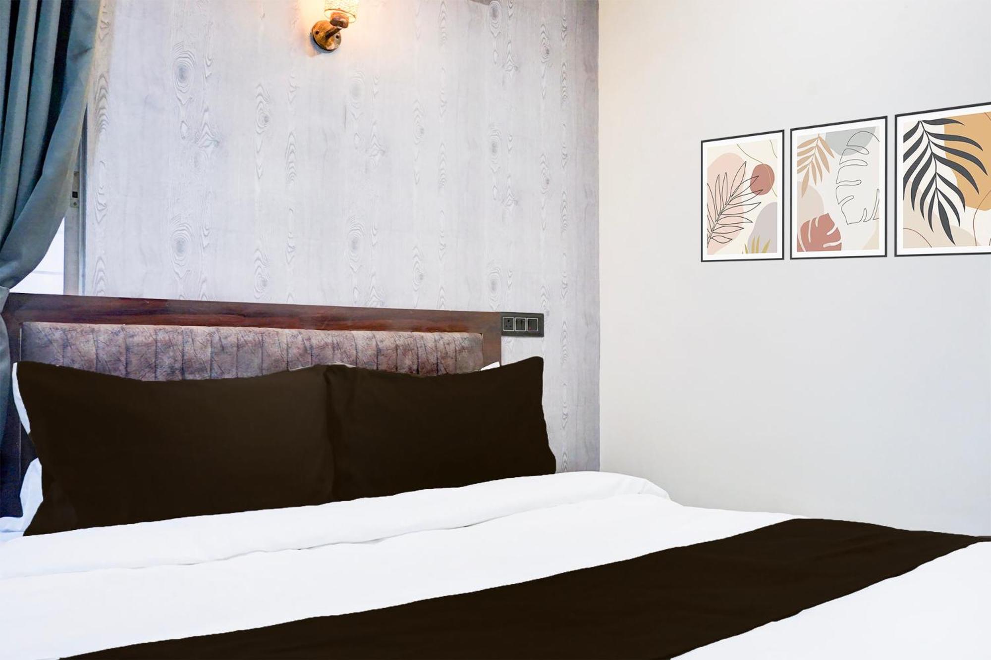 Hotel O The Highstreet Hometel Pune Exterior photo