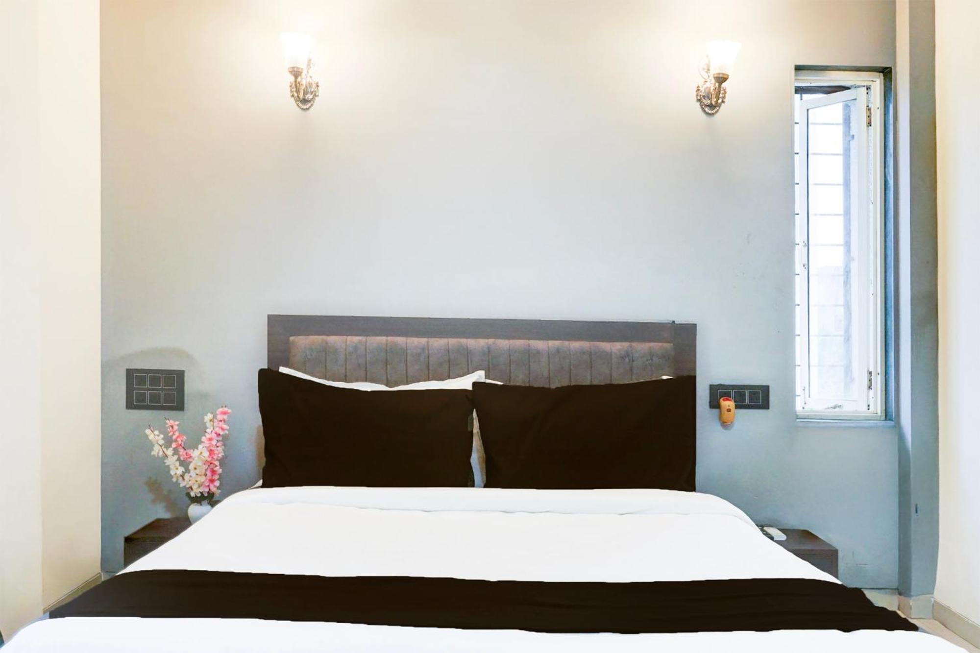 Hotel O The Highstreet Hometel Pune Exterior photo